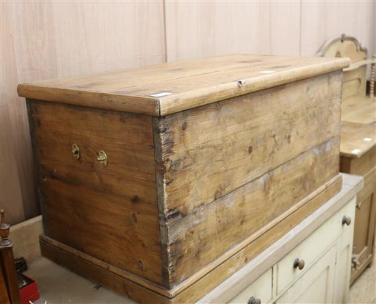 A pine coffer, W.106cm